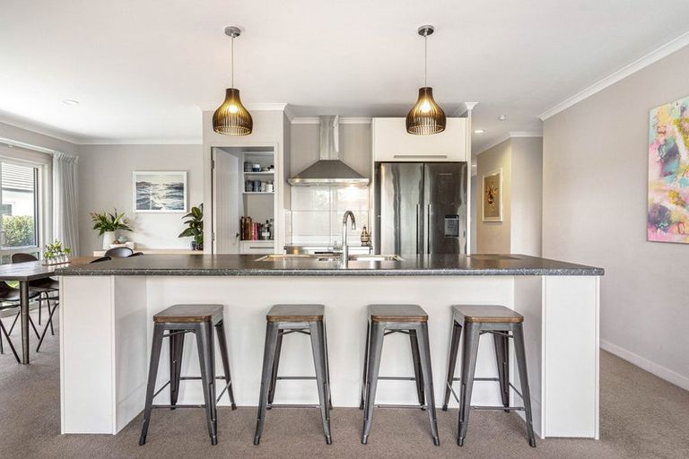 Photo of property in 18 Excelsa Place, Papamoa Beach, Papamoa, 3118