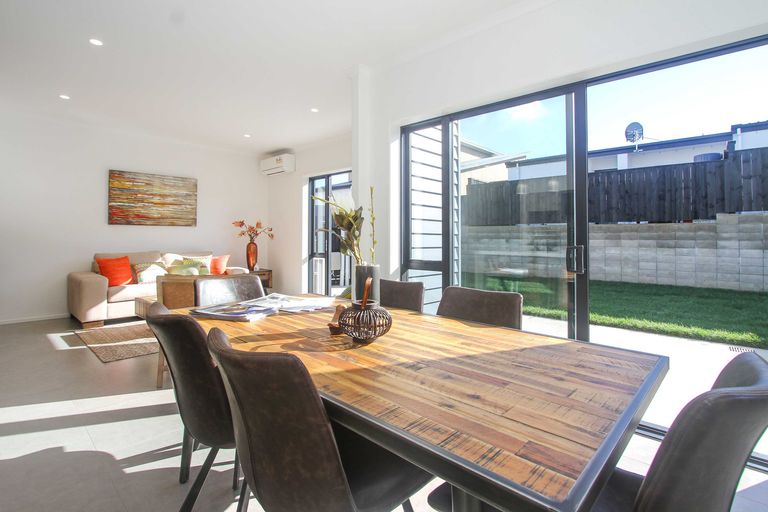 Photo of property in 26 Onekiritea Road, Hobsonville, Auckland, 0616