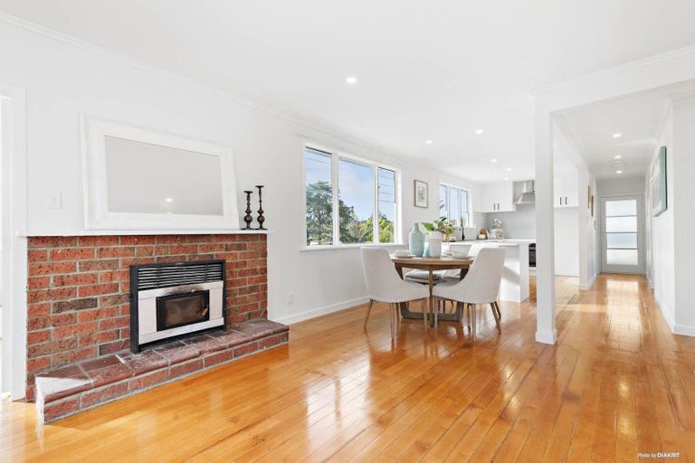 Photo of property in 49g Lancaster Road, Beach Haven, Auckland, 0626