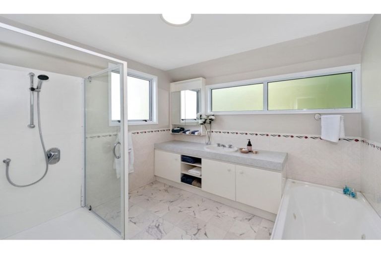 Photo of property in 19 Harrods Court, Ilam, Christchurch, 8053