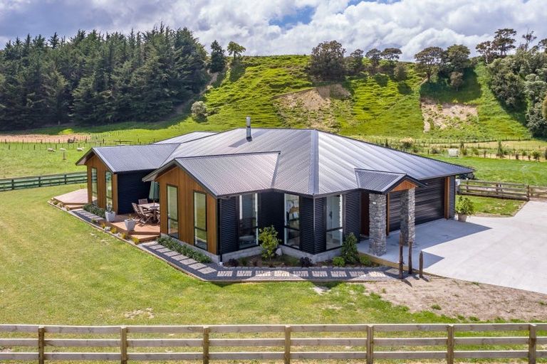 Photo of property in 64 Matapihi Road, Te Ore Ore, Masterton, 5886