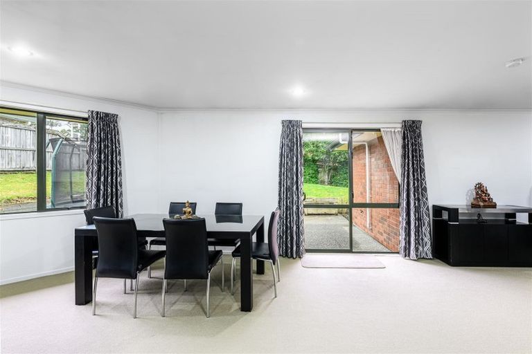 Photo of property in 4 San Domingo Rise, Henderson, Auckland, 0612