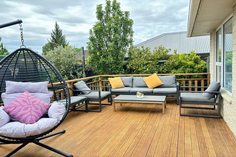 Photo of property in 5 Silverwood Place, Hornby, Christchurch, 8042