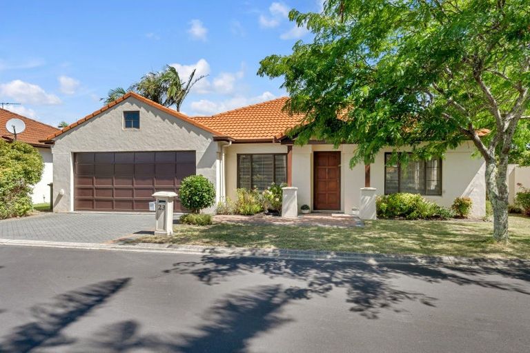 Photo of property in 23 Seneca Court, Golflands, Auckland, 2013