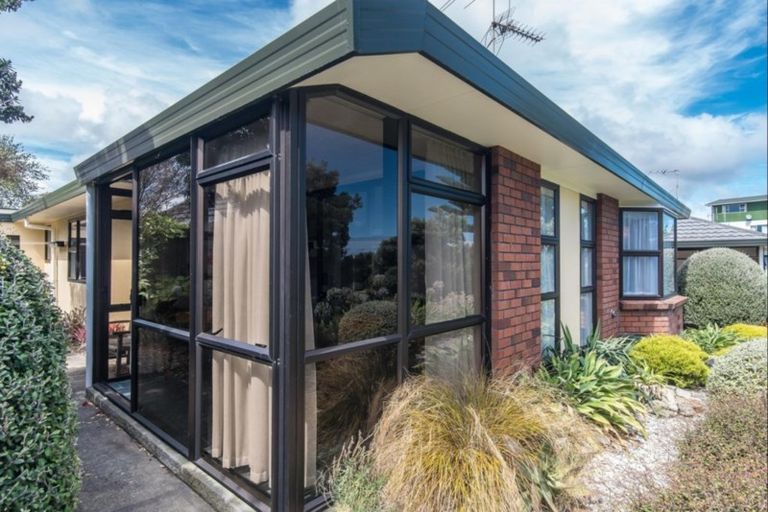 Photo of property in 3/21 Toru Road, Paraparaumu Beach, Paraparaumu, 5032