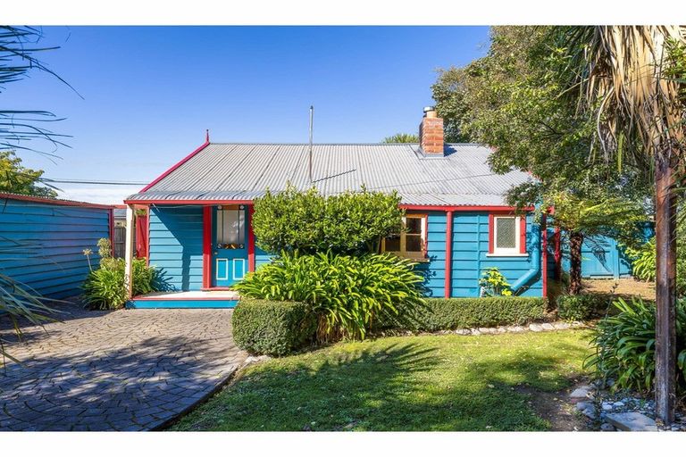 Photo of property in 8 Riwai Street, Templeton, Christchurch, 8042