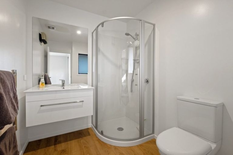 Photo of property in 33 Stratford Drive, Mount Pisa, Cromwell, 9383