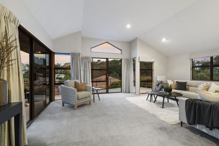 Photo of property in 7b Elgin Place, Red Beach, 0932