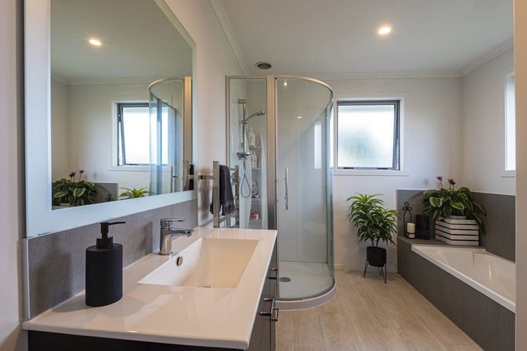 Photo of property in 8 Eileen Stephens Place, Tikipunga, Whangarei, 0112