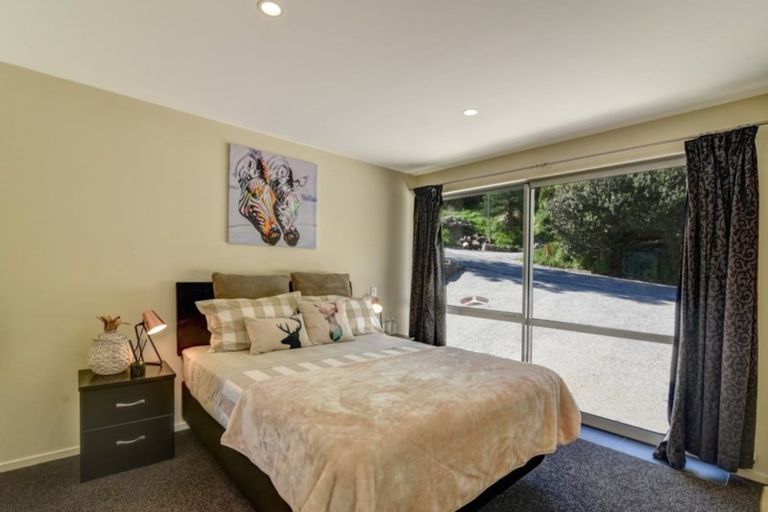 Photo of property in 14b Mckerrow Place, Sunshine Bay, Queenstown, 9300