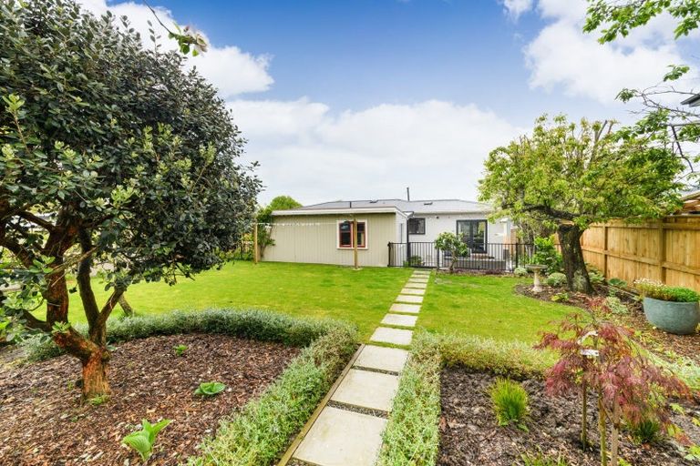 Photo of property in 20 Epsom Road, Hokowhitu, Palmerston North, 4410
