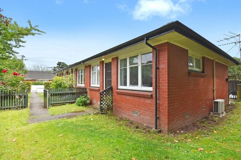 Photo of property in 2/30 Wilford Street, Wallaceville, Upper Hutt, 5018