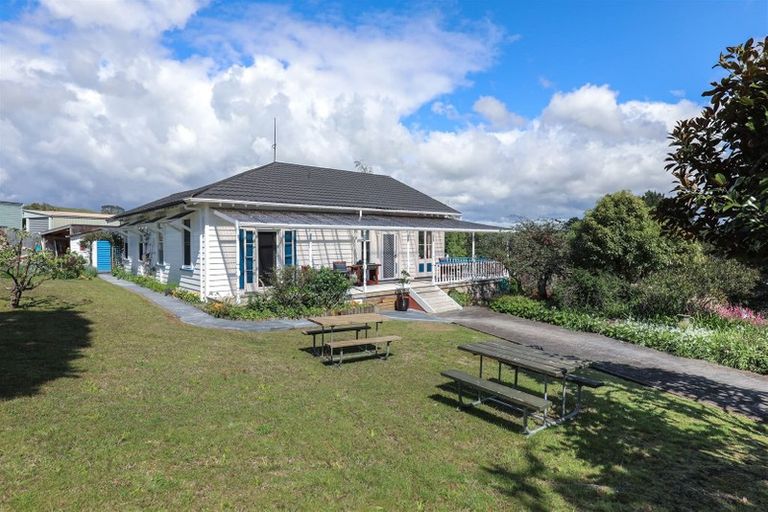 Photo of property in 14 Hillside Heights Road, Huntly, 3771