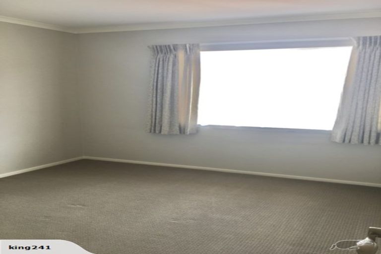 Photo of property in 38 Baverstock Road, Flat Bush, Auckland, 2016