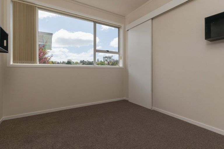 Photo of property in 1/18 Sealy Road, Torbay, Auckland, 0630