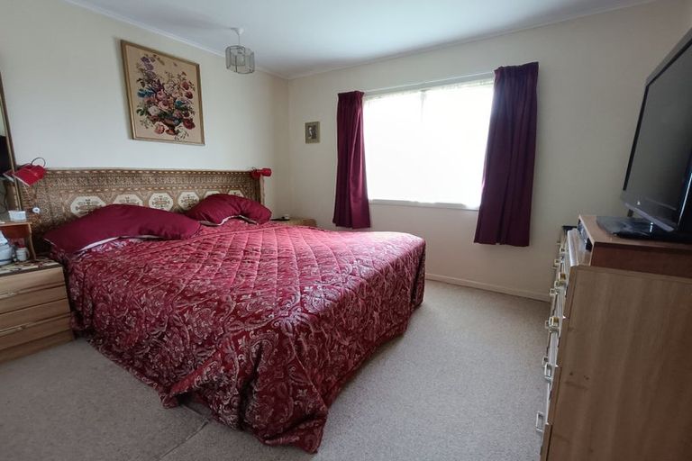 Photo of property in 26 View Street, Maungaturoto, 0520