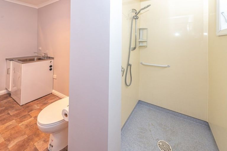 Photo of property in 14 Carlton Avenue, Gonville, Whanganui, 4501