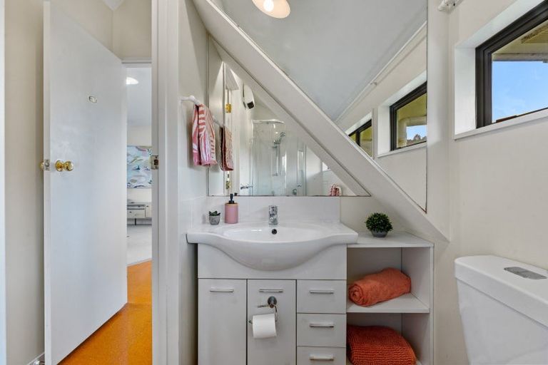 Photo of property in 692 Haruru Road, Kaukapakapa, 0873