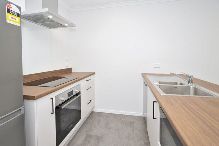 Photo of property in 10 Burrows Place, Ilam, Christchurch, 8041