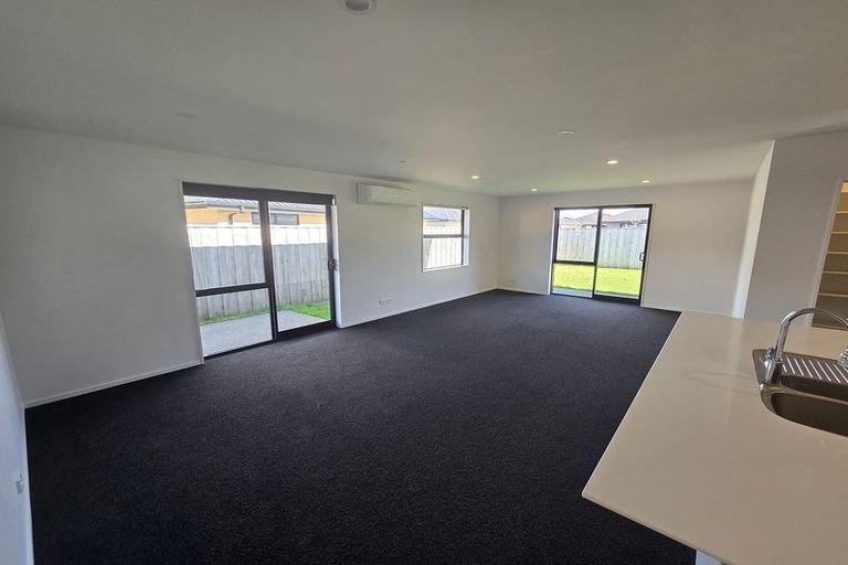 Photo of property in 10 Fairford Street, Rolleston, 7615