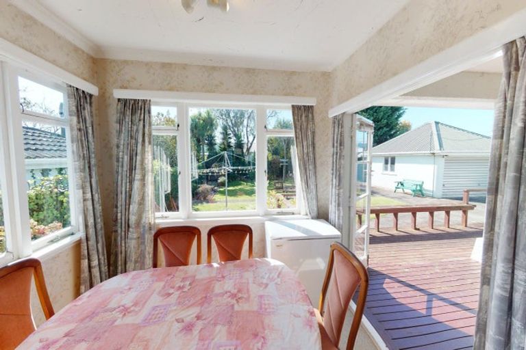 Photo of property in 6 Worcester Street, Levin, 5510