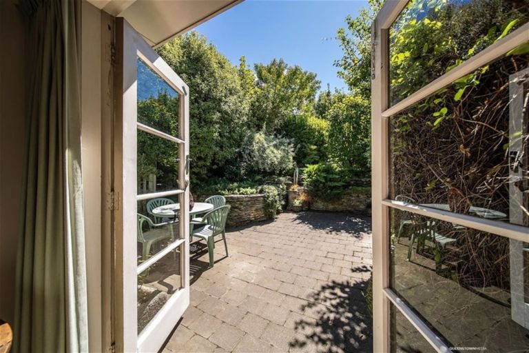 Photo of property in 4 Panorama Terrace, Queenstown, 9300