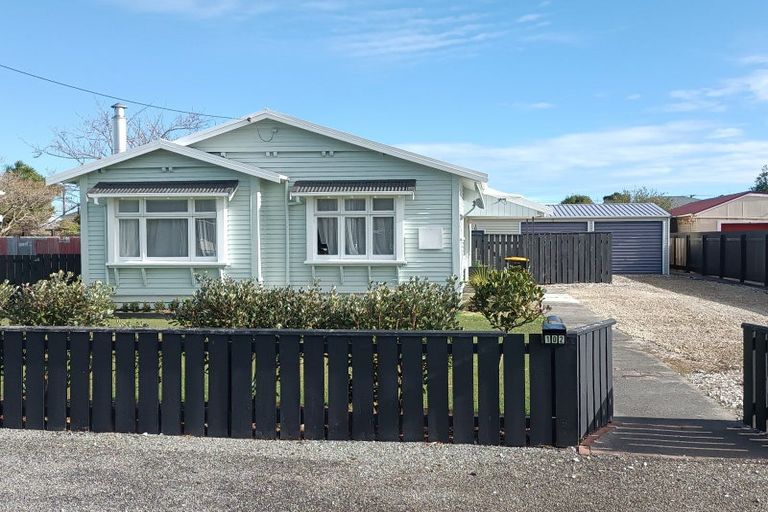 Photo of property in 102 Peel Street, Westport, 7825