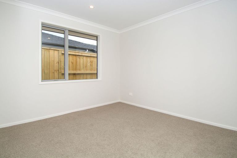 Photo of property in 41 Awataha Crescent, Pyes Pa, Tauranga, 3110