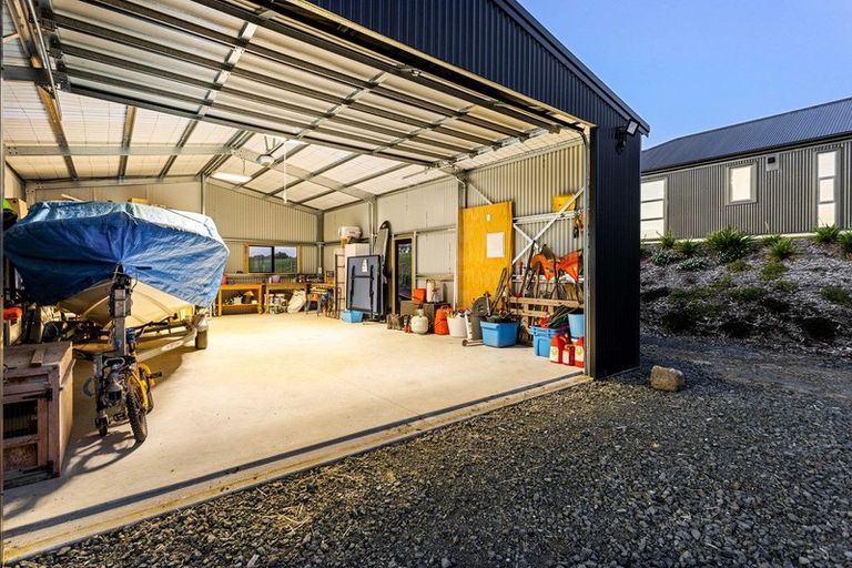 Photo of property in 56 Hull Road, Waitoki, Kaukapakapa, 0871