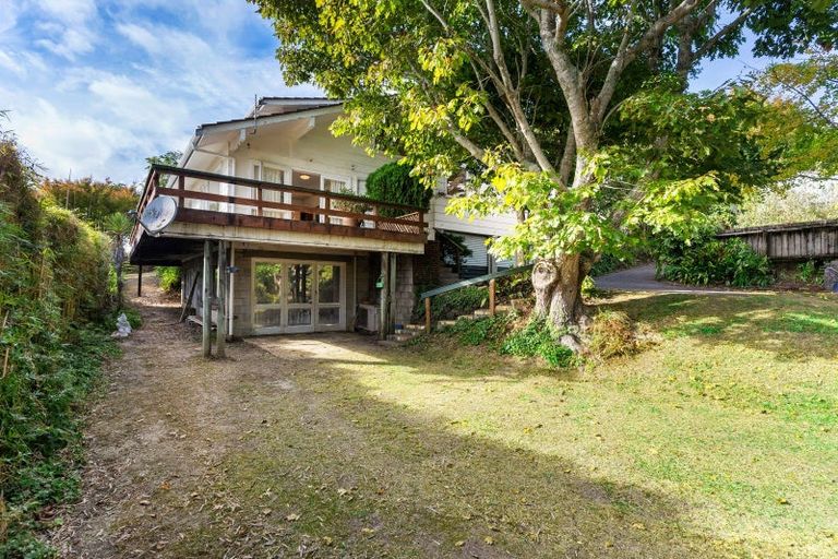 Photo of property in 257 East Coast Road, Mairangi Bay, Auckland, 0630