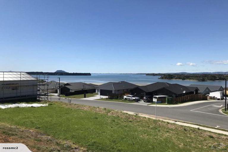 Photo of property in 56 Bert Wall Drive, Omokoroa, 3114