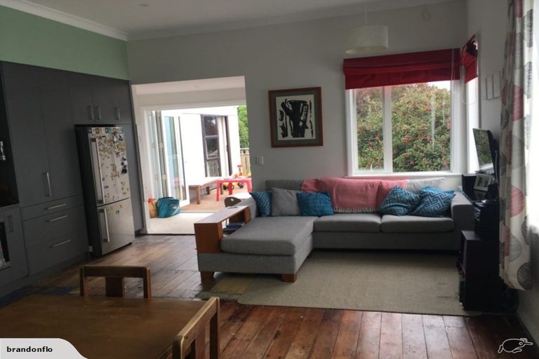 Photo of property in 49 Herald Street, Berhampore, Wellington, 6023