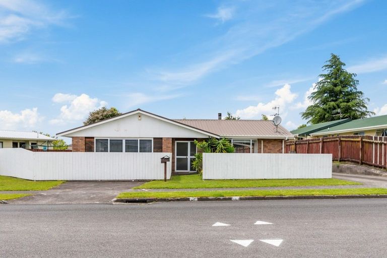 Photo of property in 45 Blomfield Street, Pukehangi, Rotorua, 3015