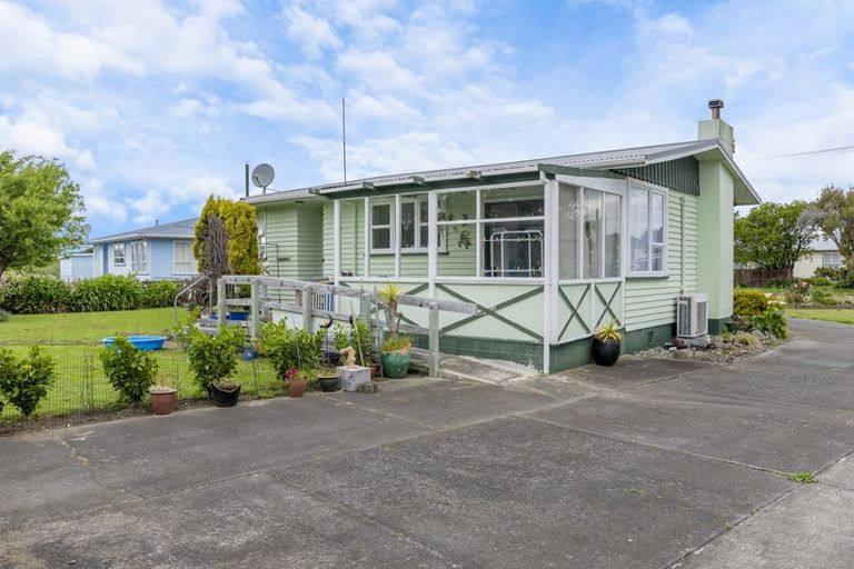 Photo of property in 69 Cook Street, Foxton, 4814