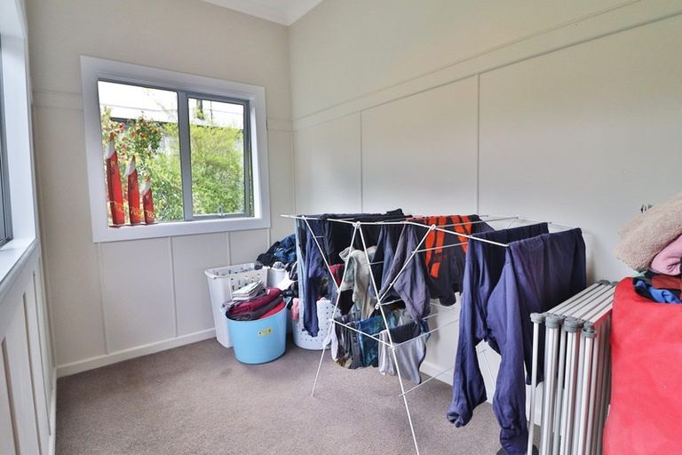 Photo of property in 6 Johnston Street, Gore, 9710