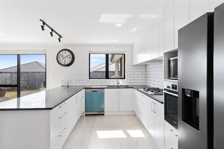 Photo of property in 20 Murray Ward Drive, Te Kauwhata, 3710