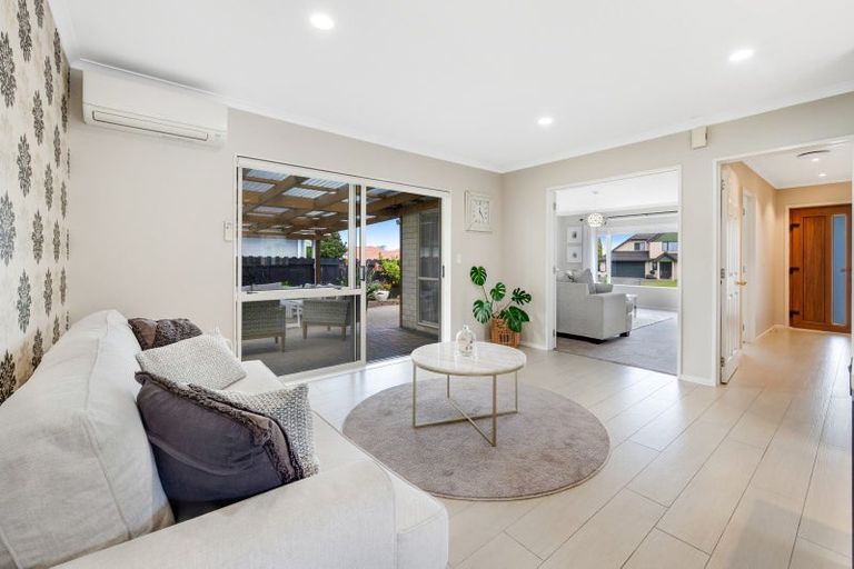 Photo of property in 34 Ambleside Drive, Northpark, Auckland, 2013