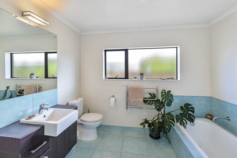 Photo of property in 306c Inland Road, Helensville, 0875