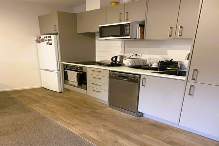 Photo of property in Wyndham Gardens Apartments, 110/30 Red Oaks Drive, Frankton, Queenstown, 9300