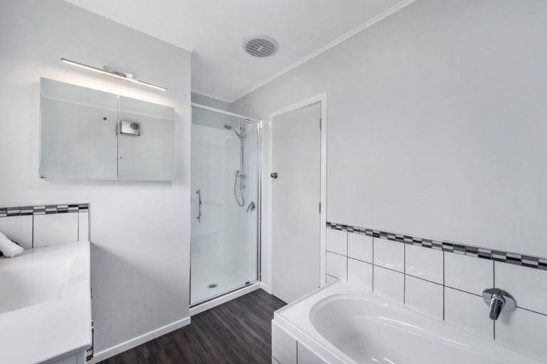 Photo of property in 4 Panair Crescent, Hillcrest, Hamilton, 3216