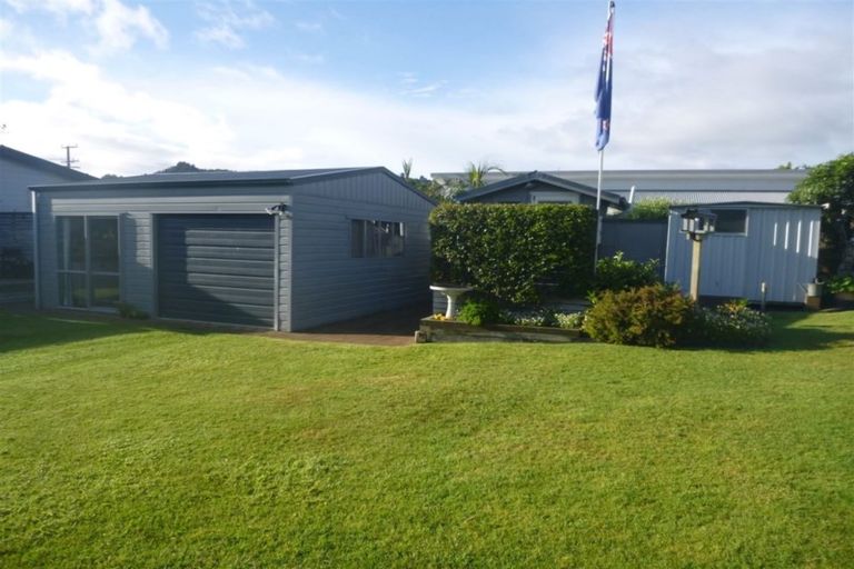 Photo of property in 211 Given Avenue, Whangamata, 3620