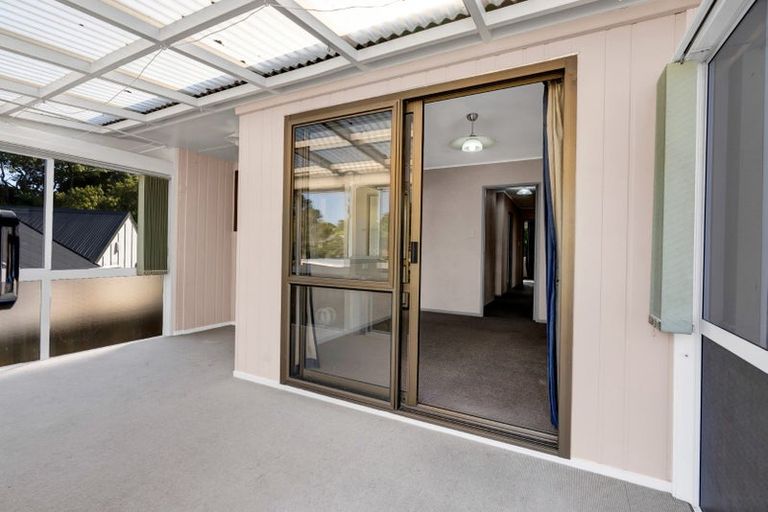 Photo of property in 87 Heta Road, Highlands Park, New Plymouth, 4312