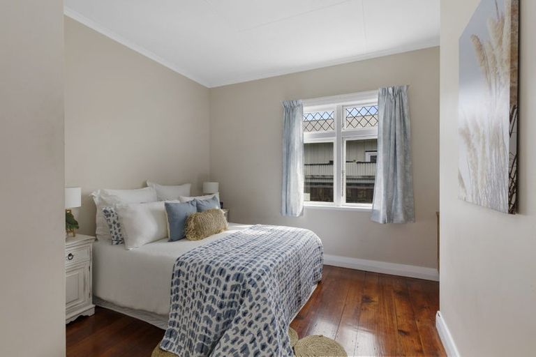 Photo of property in 8 Bracken Street, Petone, Lower Hutt, 5012