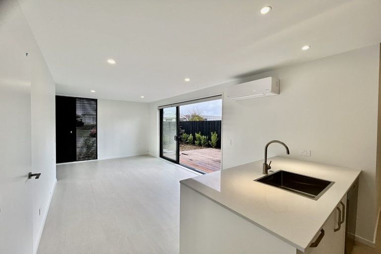 Photo of property in 1/49 Laurence Street, Waltham, Christchurch, 8011