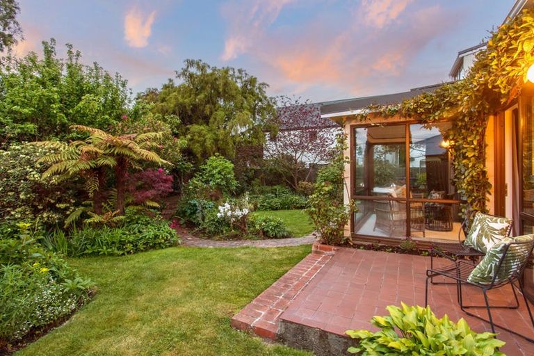 Photo of property in 2/38 Onslow Street, St Albans, Christchurch, 8014