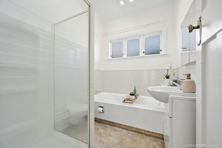 Photo of property in 46 Devonshire Road, Miramar, Wellington, 6022