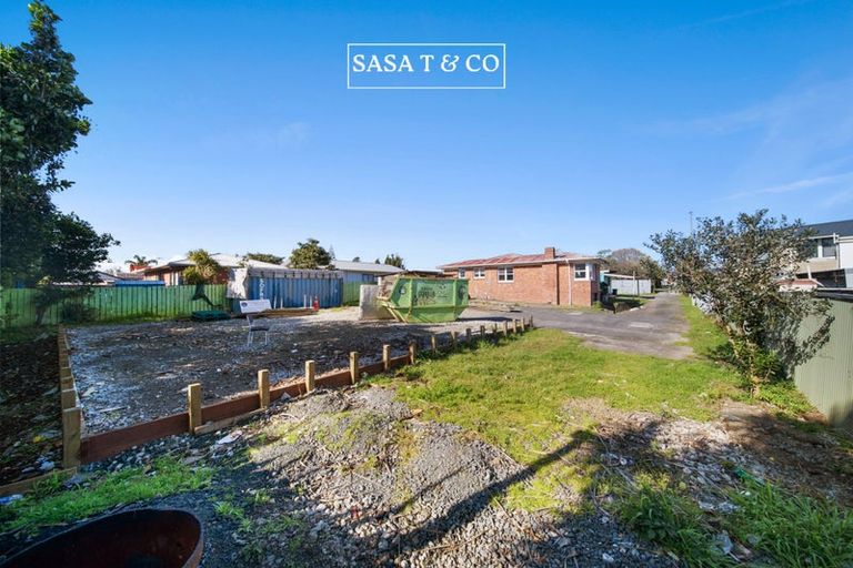Photo of property in 43a Vine Street, Mangere East, Auckland, 2024