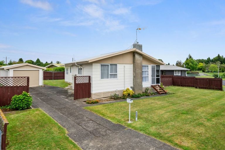 Photo of property in 13 Pukeko Place, Tokoroa, 3420