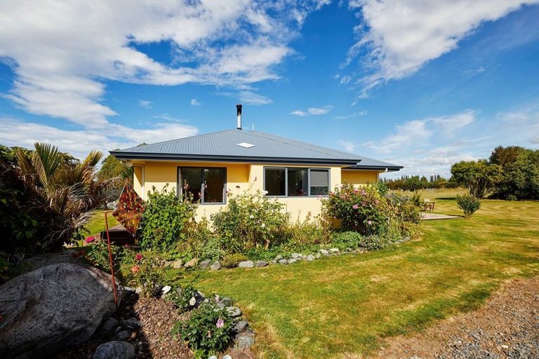 Photo of property in 103 Harnetts Road, Kaikoura Flat, Kaikoura, 7371