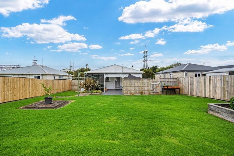 Photo of property in 42 Pukeatua Road, Maungatapere, Whangarei, 0179